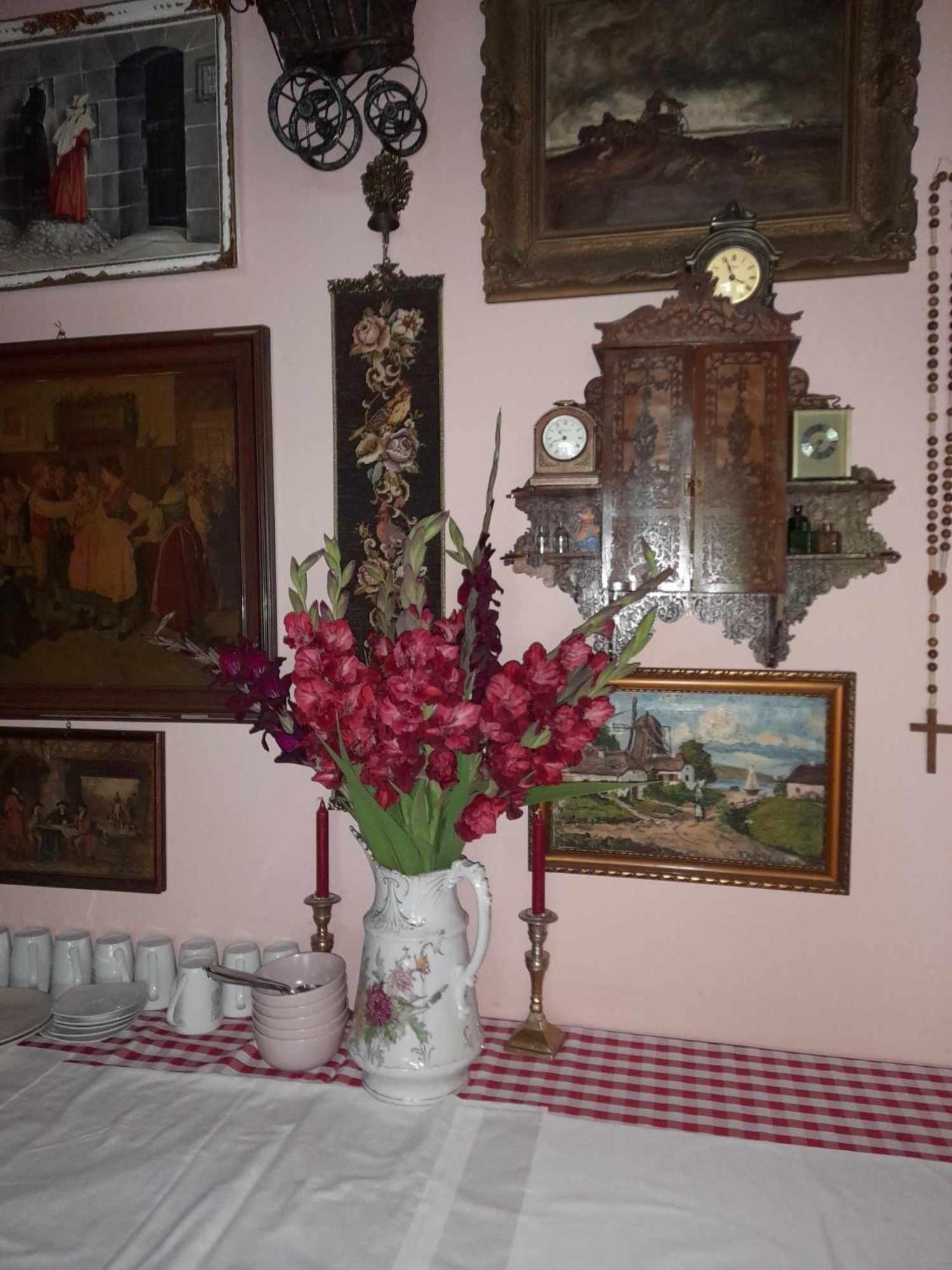 Bed and Breakfast Panzio Anett Pietroasa  Zewnętrze zdjęcie