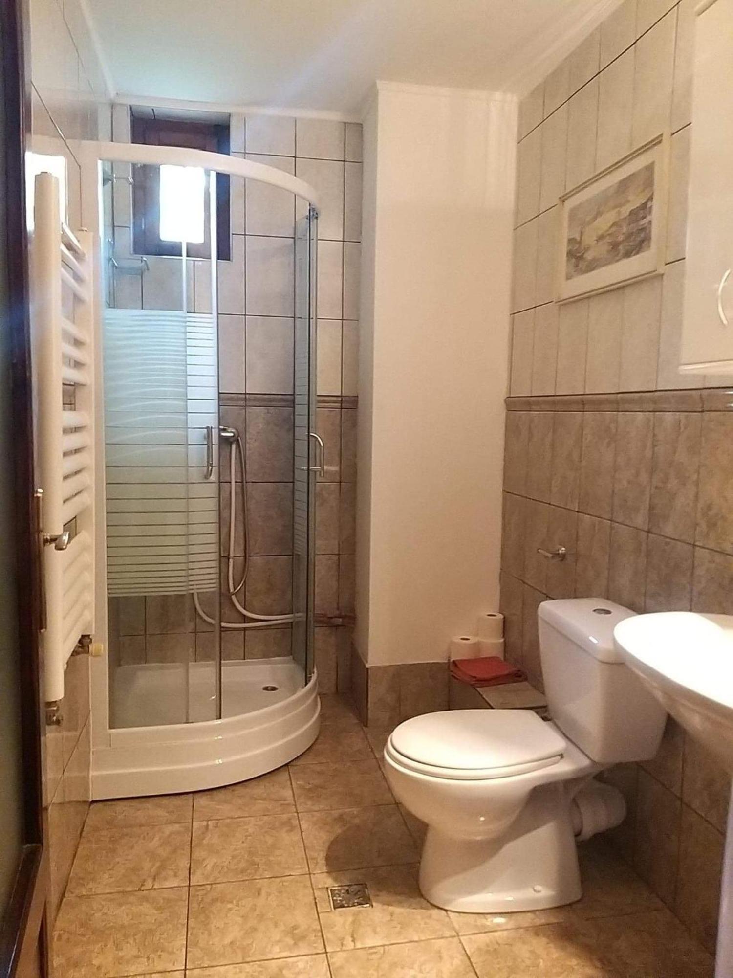Bed and Breakfast Panzio Anett Pietroasa  Zewnętrze zdjęcie